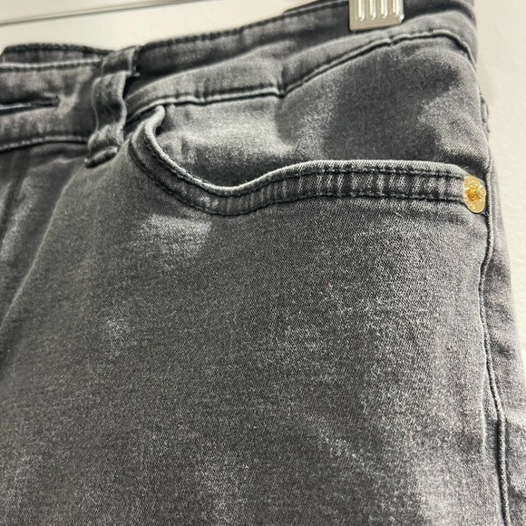 Michael Kors Size 6 straight legs in brown - Picture 5 of 8